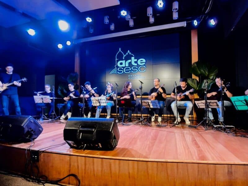 Arte Sesc recebe Orquestra de Ukuleles da UFRJ no projeto Música no Museu